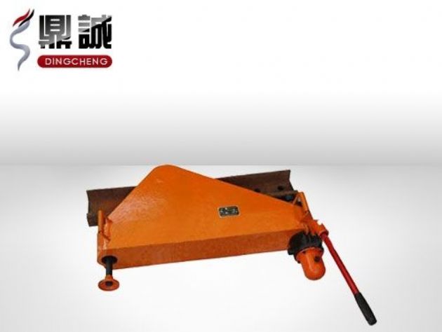 點(diǎn)擊查看詳細(xì)信息<br>標(biāo)題：垂直液壓彎軌機(jī) 閱讀次數(shù)：4603
