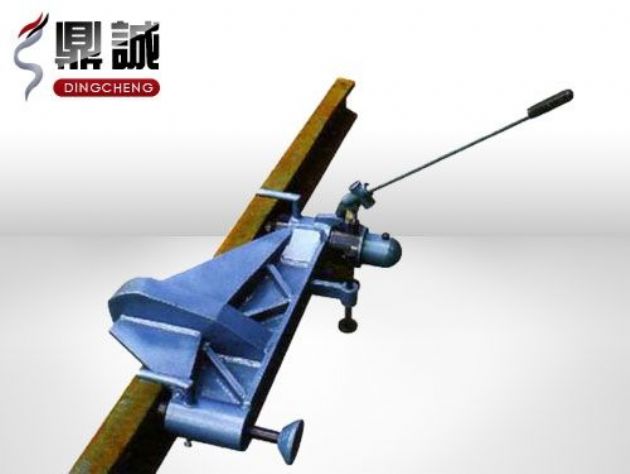 點(diǎn)擊查看詳細(xì)信息<br>標(biāo)題：水平液壓彎軌機(jī) 閱讀次數(shù)：5030
