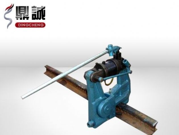 點(diǎn)擊查看詳細(xì)信息<br>標(biāo)題：液壓鋼軌擠孔機(jī) 閱讀次數(shù)：4613